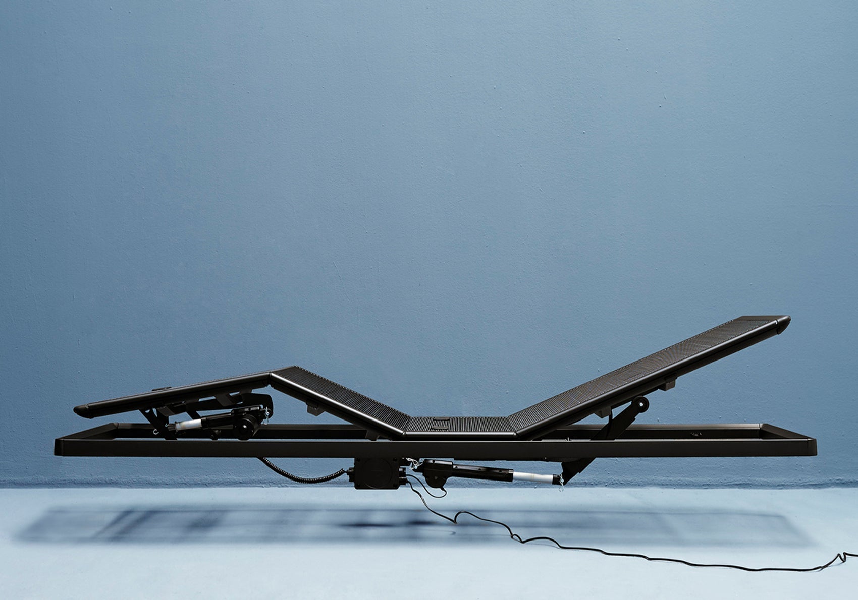 Auping Essential - elevationsseng med 3 motorer - Den 7. Himmel