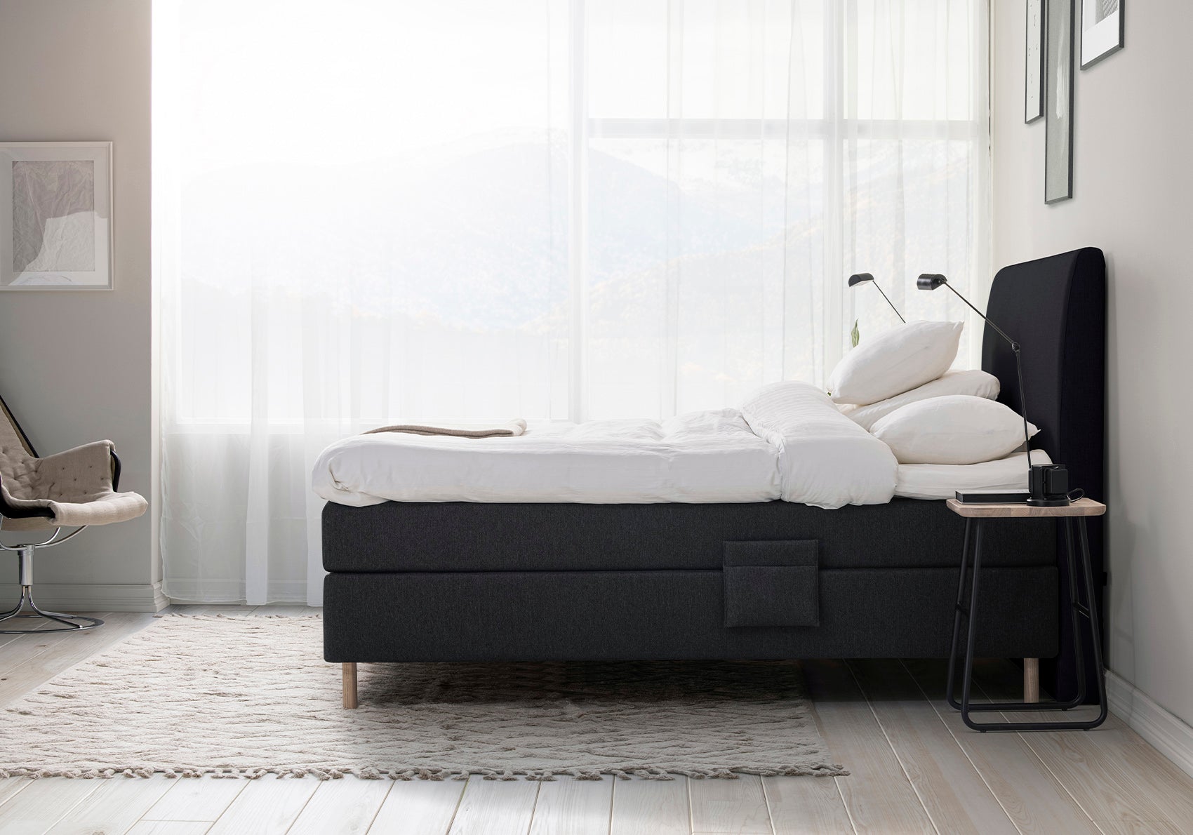 Jensen Diplomat Dream elevationsseng - soveværelse miljø - seng set fra siden